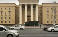 Автозак возле КГБ
