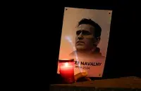Режим Владимира Путина хочет "тихо" похоронить Алексея Навального
