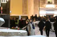 Удзельнікаў акцый памяці Аляксея Навальнага ў Расіі нярэдка разганялі ці нават затрымлівалі
