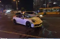 Porsche попал в аварию
