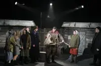 Сцена из спектакля "Красный обоз"
