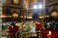 Богослужение в одном из российских храмов
