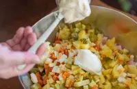 Столичная семья в год тратит много денег на еду
