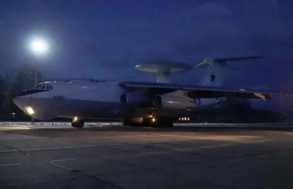Расійскі самалёт А-50 у Мачулішчах / скрыншот відэа"Беларусь 1"