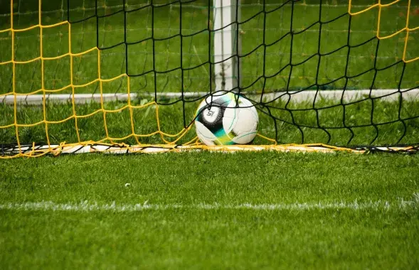 Дзясяткі галоў у адным футбольным матчы / Ілюстрацыйнае фота pixabay.com