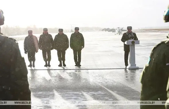 Аляксандр Лукашэнка на сустрэчы міратворчага кантынгенту / БелТА