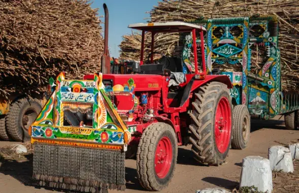 Так выглядае любы трактар пакістанскага фермера&nbsp;/&nbsp;Дзіаа Хадзід/NPR
