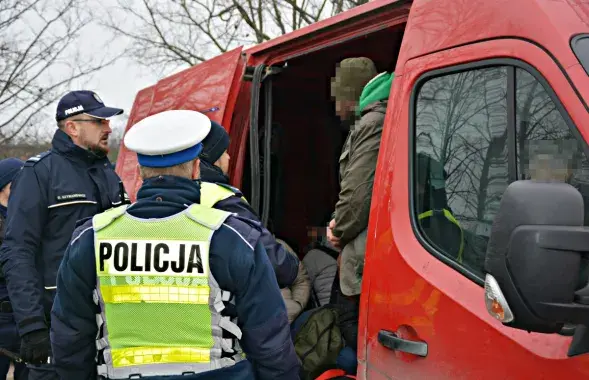 Затрыманне нелегальных мігрантаў / suwalki.policja.gov.pl​