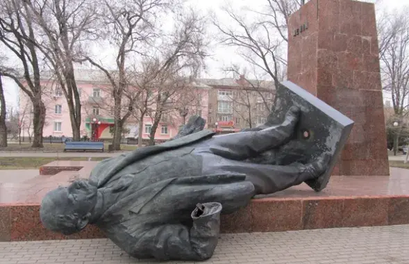 Памятник Ленину в Бердянске (2015) / bmr.gov.ua