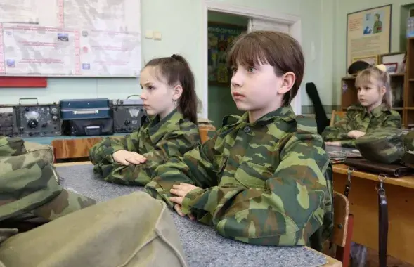 Белорусских школьников обрабатывает воинственная пропаганда / t.me/modmilby/
