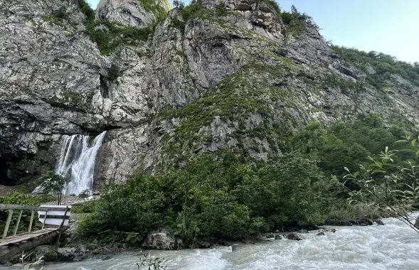 В районе Гегского водопада / facebook.com/MCHS.Abkhazia/
