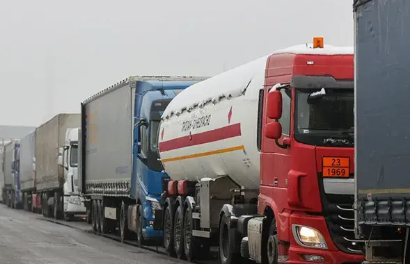 Очередь грузовиков на белорусско-польской границе / БЕЛТА
