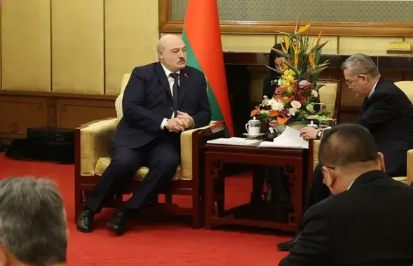 Александр Лукашенко и "китайские товарищи" / president.gov.by
