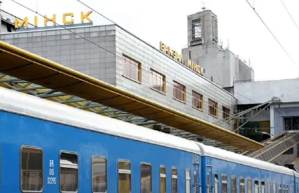 Цягнік пачне курсіраваць з 22 красавіка / vk.com/belrw_official

