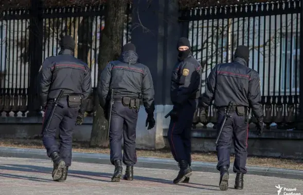 Услышал гудение на проспекте / &quot;Радио Свобода&quot;