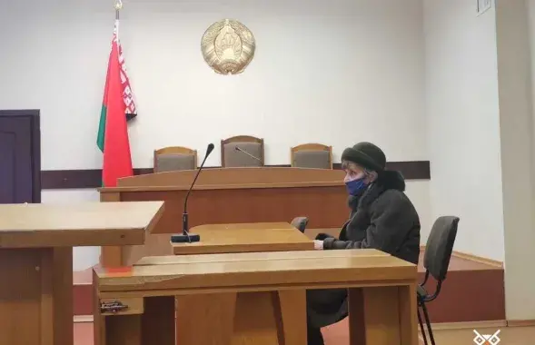 Елизавета Бурсова в зале суда / Белсат
