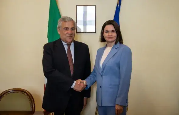 Министр иностранных дел Италии Антонио Таяни и Светлана Тихановская / офис Тихановской
