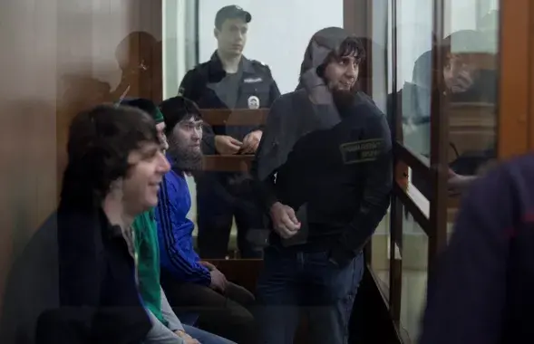 Забойцу Барыса Нямцова асудзілі на 20 гадоў калоніі строгага рэжыму