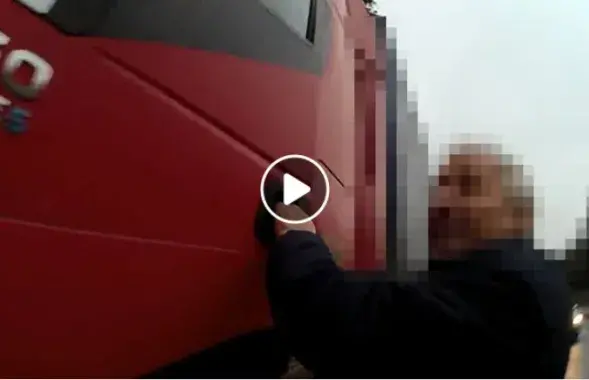 Скриншот с видео:&nbsp;Rīgas pašvaldības policija