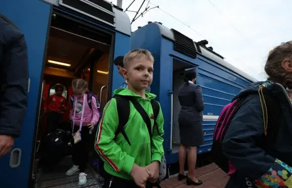 В Минске говорят, что детей с Донбасса в Беларусь везут "на оздоровление" / БЕЛТА
