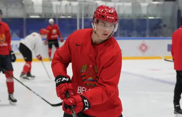 Егор Шарангович в форме национальной сборной Беларуси / hockey.by