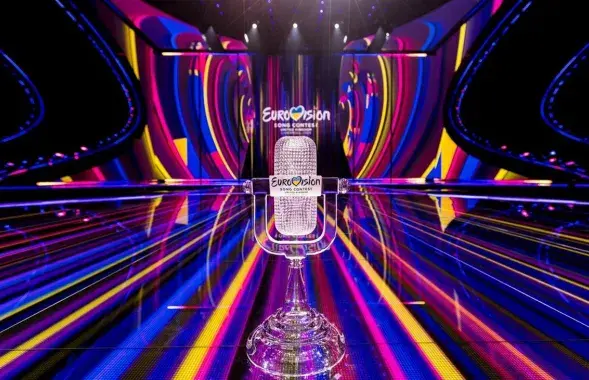 Главный приз "Евровидения" хрустальный микрофон /&nbsp;Corinne Cumming / EBU
