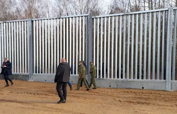 Забор на польско-белорусской границе / twitter.com/Straz_Graniczna​