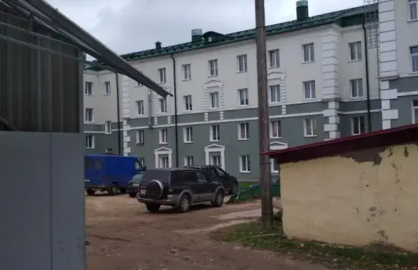 На этом столбе висел пенсионер / mogilev.mchs.gov.by​