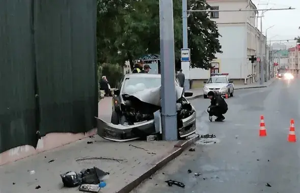 ДТП на остановке в Гродно / Пресс-служба ГАИ УВД Гродненского облисполкома