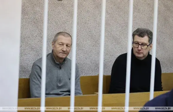 Александр Ярошук и Сергей Антусевич на суде / БЕЛТА
