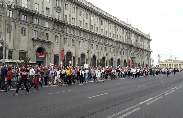 Мирные протесты в Минске / Еврорадио​