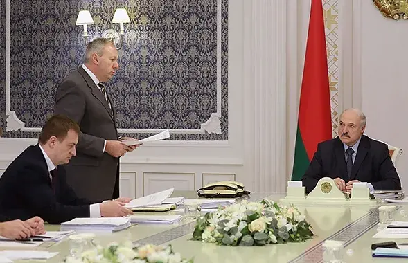 На совещании у Александра Лукашенко. Фото​: president.gov.by