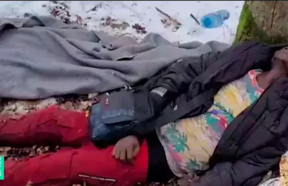 Тело погибшего мигранта / кадр из видео
