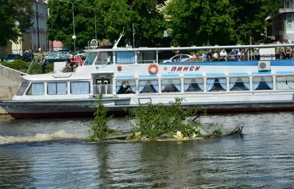 Бронетранспортер на учениях на Пине​ / Ваяр