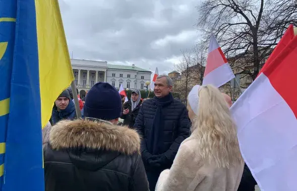 В Варшаве проходит акция белорусско-украинской солидарности / Еврорадио
