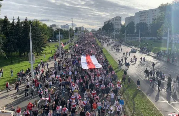 Мирные протесты в Минске / Еврорадио​