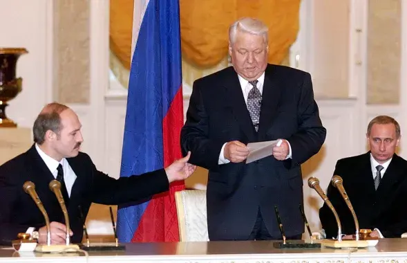 Alexander Lukashenko, Boris Yeltsin, and Vladimir Putin in 1999&nbsp;/ Reuters