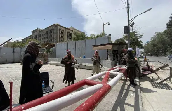 Бойцы &quot;Талибан&quot; в Кабуле / EPA