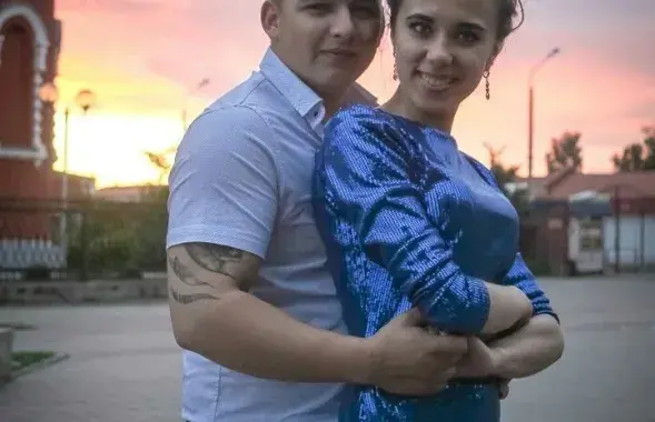 Павел Суковенко с женой. Фото из соцсетей.