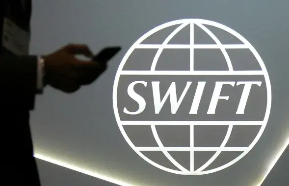 Евросоюз почти готов отключить Россию от SWIFT