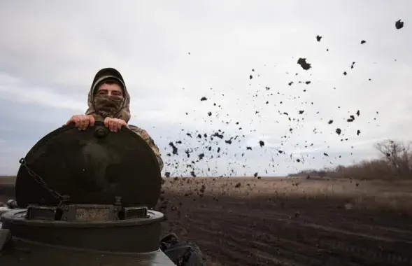 Украинский военный на фронте