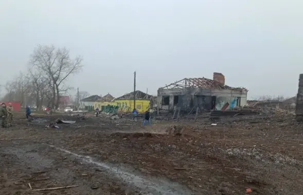 В российской деревне после российской бомбежки