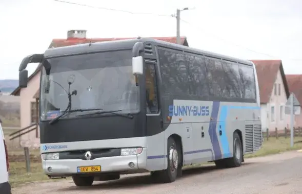 Автобус с молдовским детским хором
