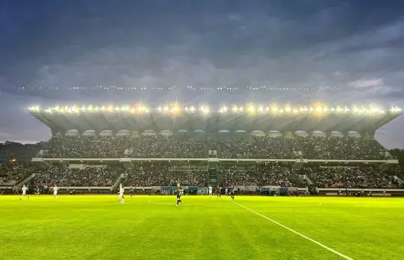 На стадионе в Бресте было более 9 тысяч болельщиков
