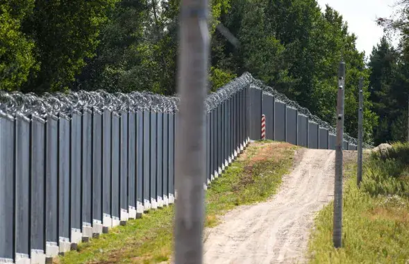 Забор на польско-белорусской границе
