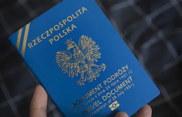 Проездной документ иностранца в Польше
