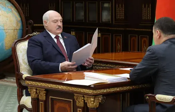 Аляксандр Лукашэнка і Раман Галоўчанка
