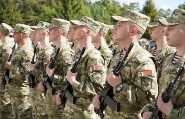 Военные в/ч 5525
