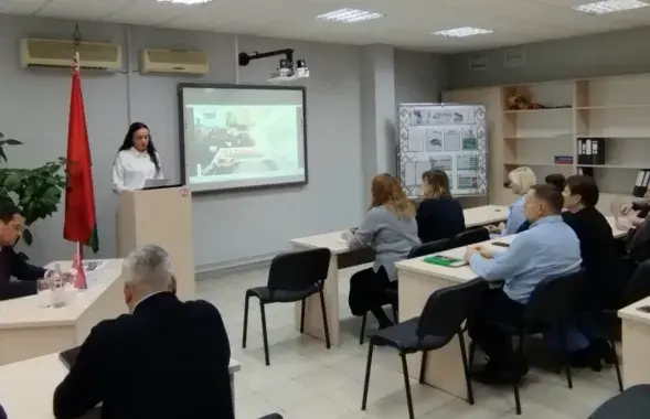 Политинформация в компании "Алкопак"
