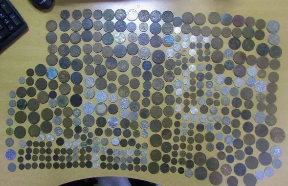 Кантрабандныя манеты
